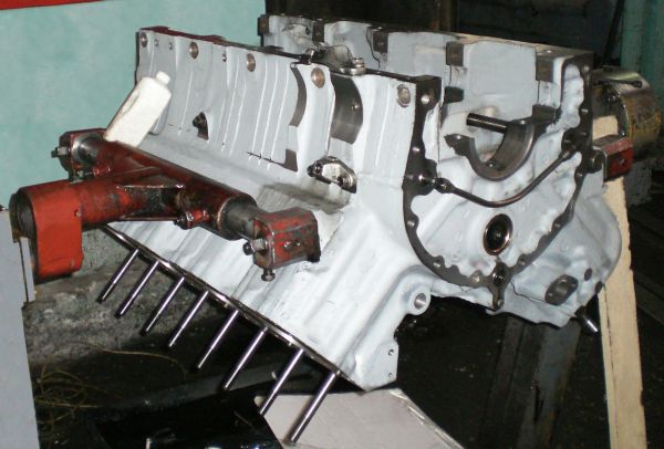Ремонт грузового дизельного двигателя (фото 3)