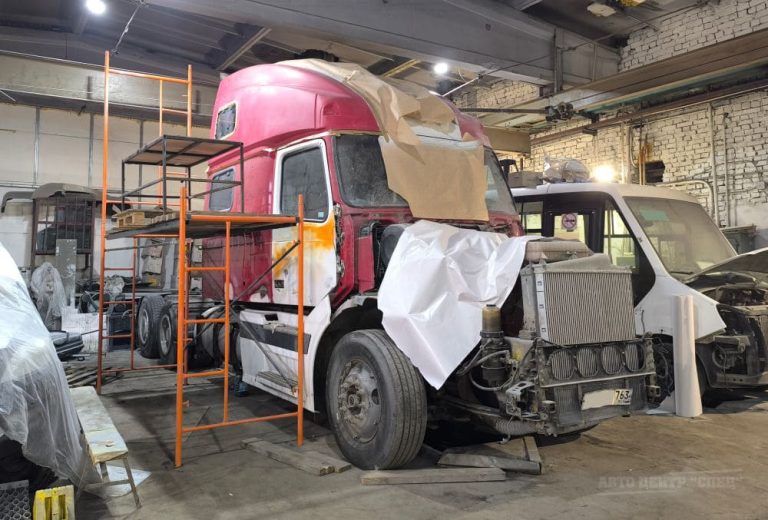 Ремонт кабины Volvo VNL (слайд 1)