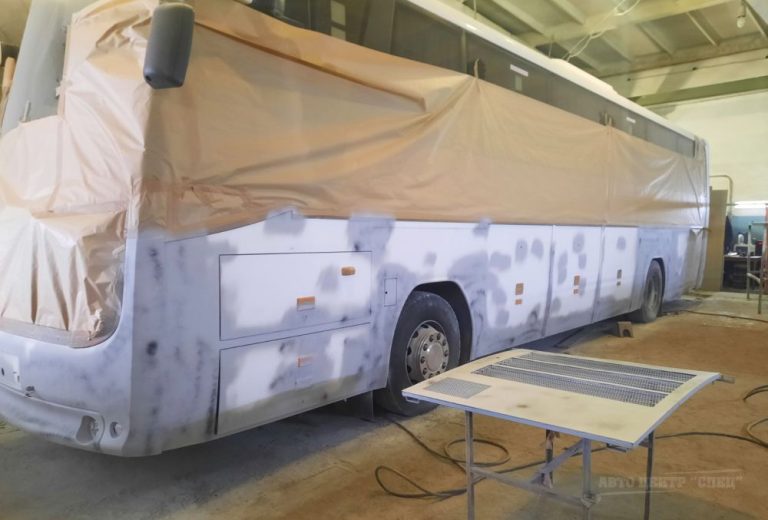 Подготовка автобуса Scania к покраске