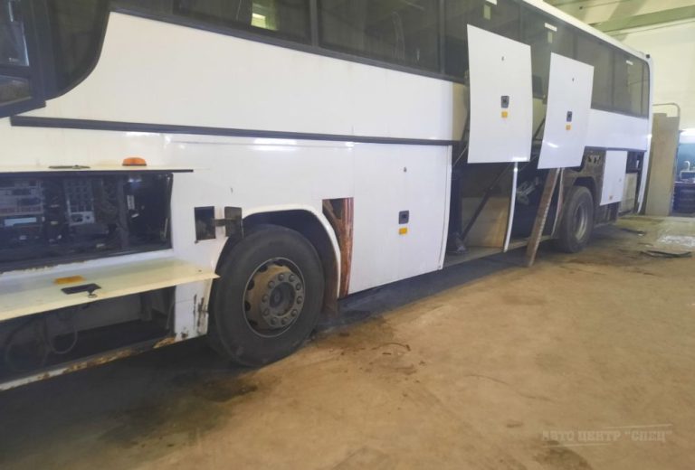 Автобус Scania до кузовного ремонта