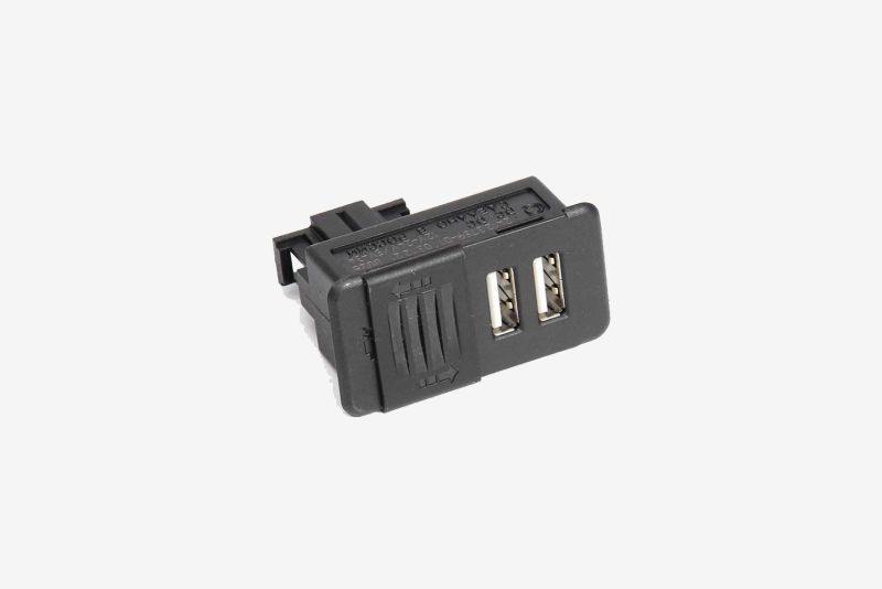 2412.3759-01 Зарядное устройство USB