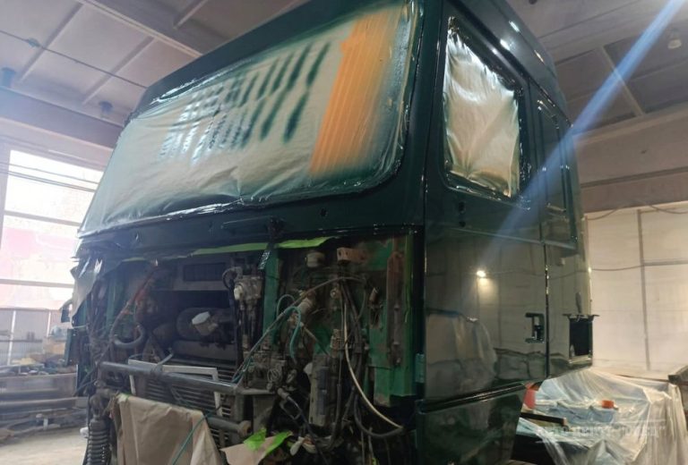 Покраска кабины МАЗ в зелёный цвет